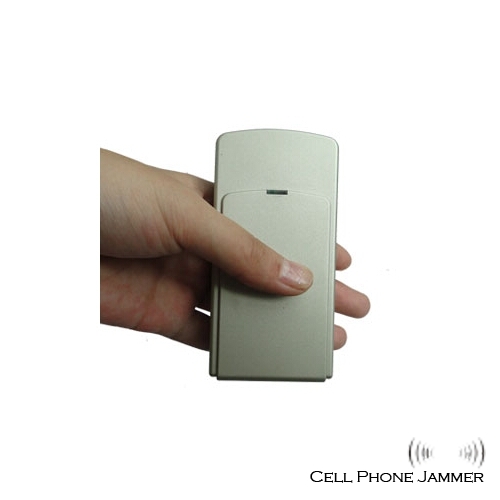 Mini Portable GPS Jammer GPS L1 L2 with Built - in Antenna - 10 Meters [CMPJ00078] - Click Image to Close